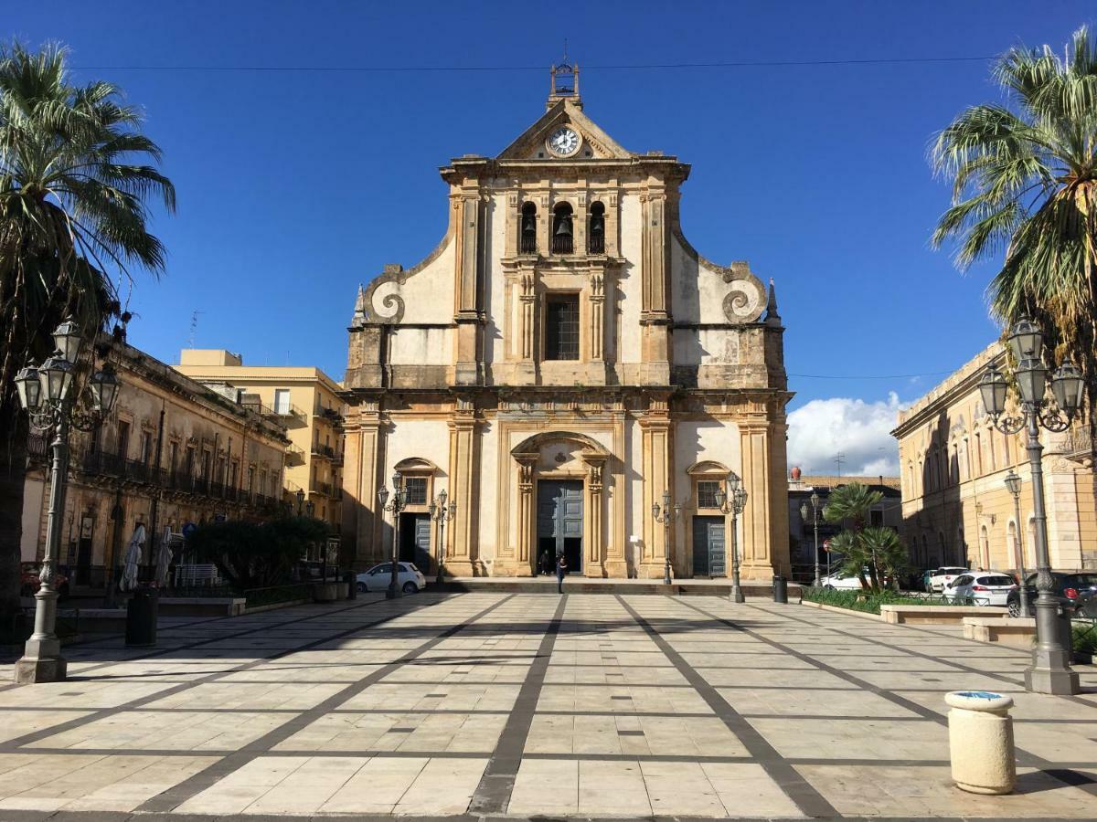 奥古斯塔Casa Al Duomo公寓 外观 照片